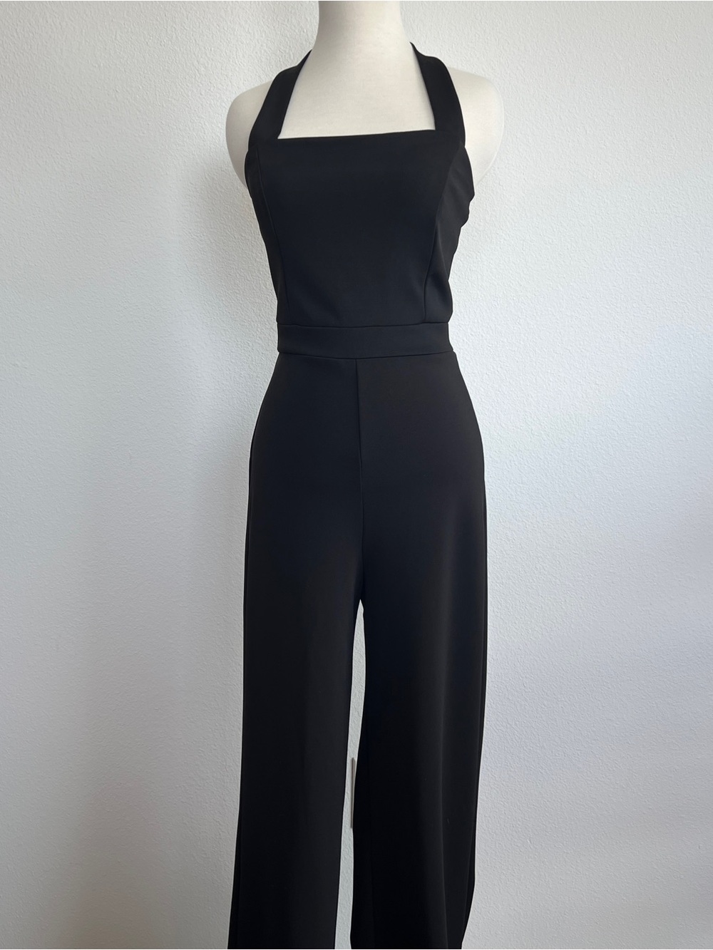 Soprano Black Halter Jumpsuit Wide Leg Open Back Formal NWT Women's Size Medium